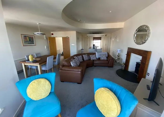 Caldey View- A Beautiful Flat In The Heart Oftenby