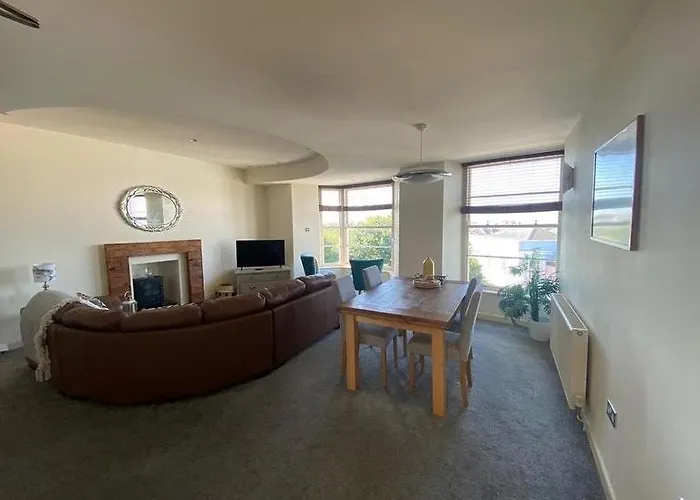 Caldey View- A Beautiful Flat In The Heart Oftenby