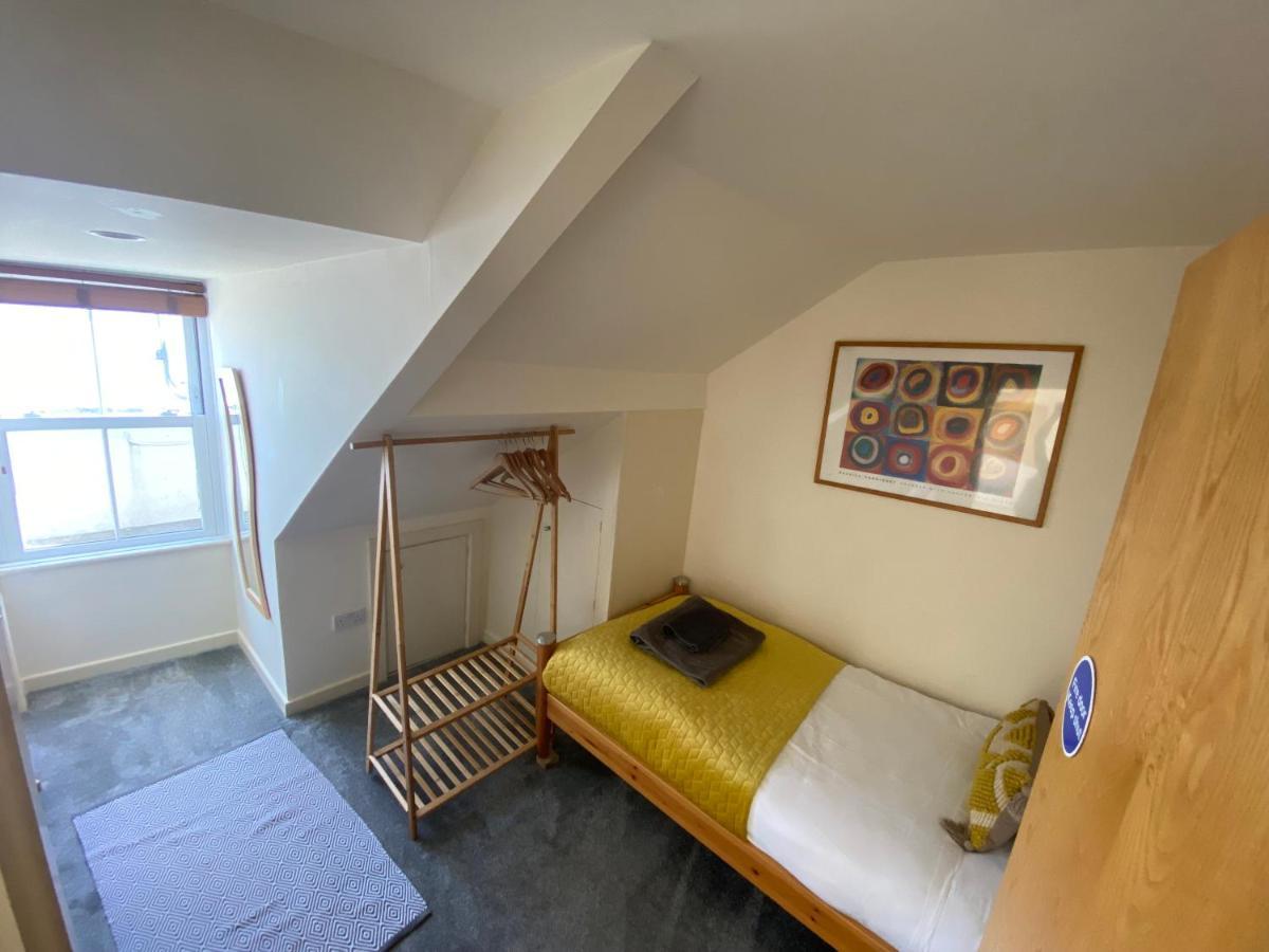 Caldey View- A Beautiful Flat In The Heart Oftenby Tenby